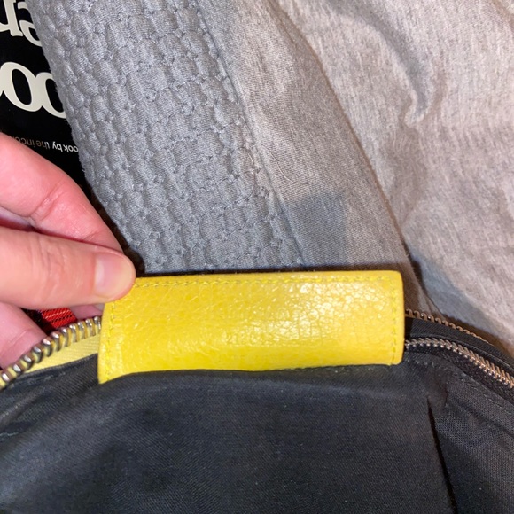 Yellow balenciaga hobo bag in great condition - Picture 4 of 5